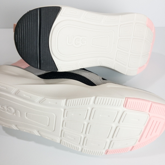 UGG LA Flex Sneakers-9 - Picture 8 of 9